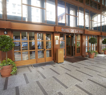 Sina De La Ville & Gombit Hotel 